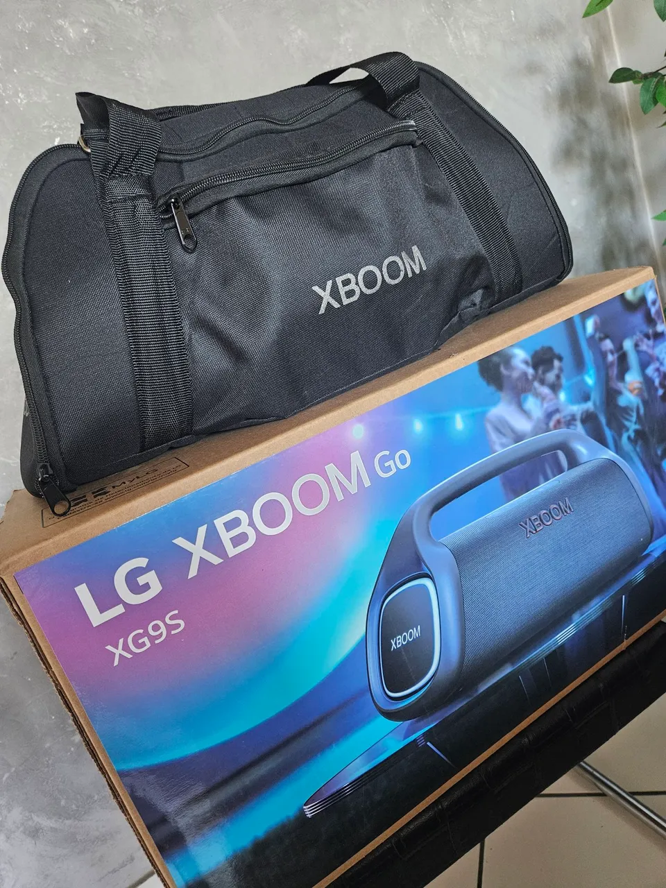 Caixa de Som LG XBOOM Go XG9S - Nova