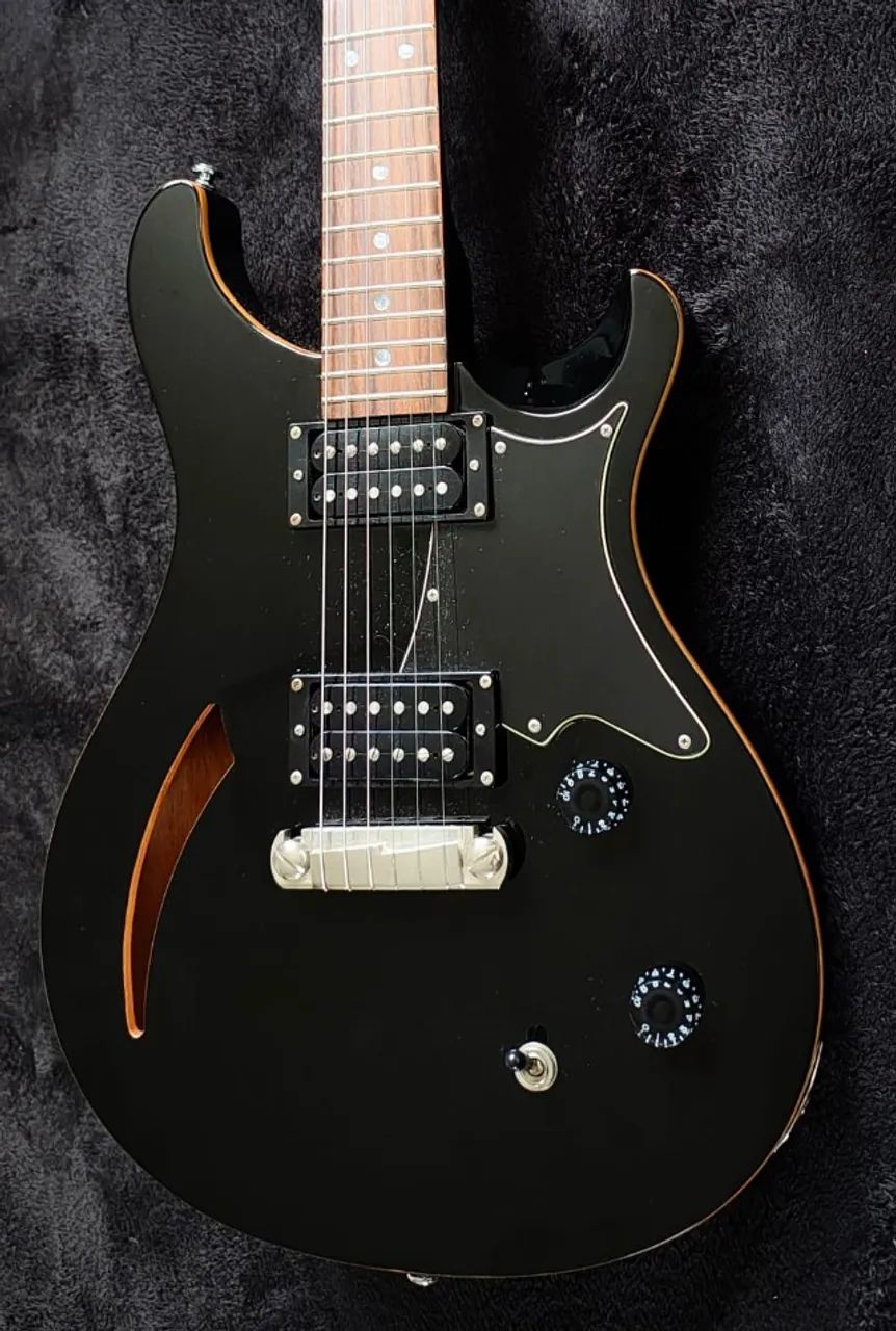 PRS SE semi hollow