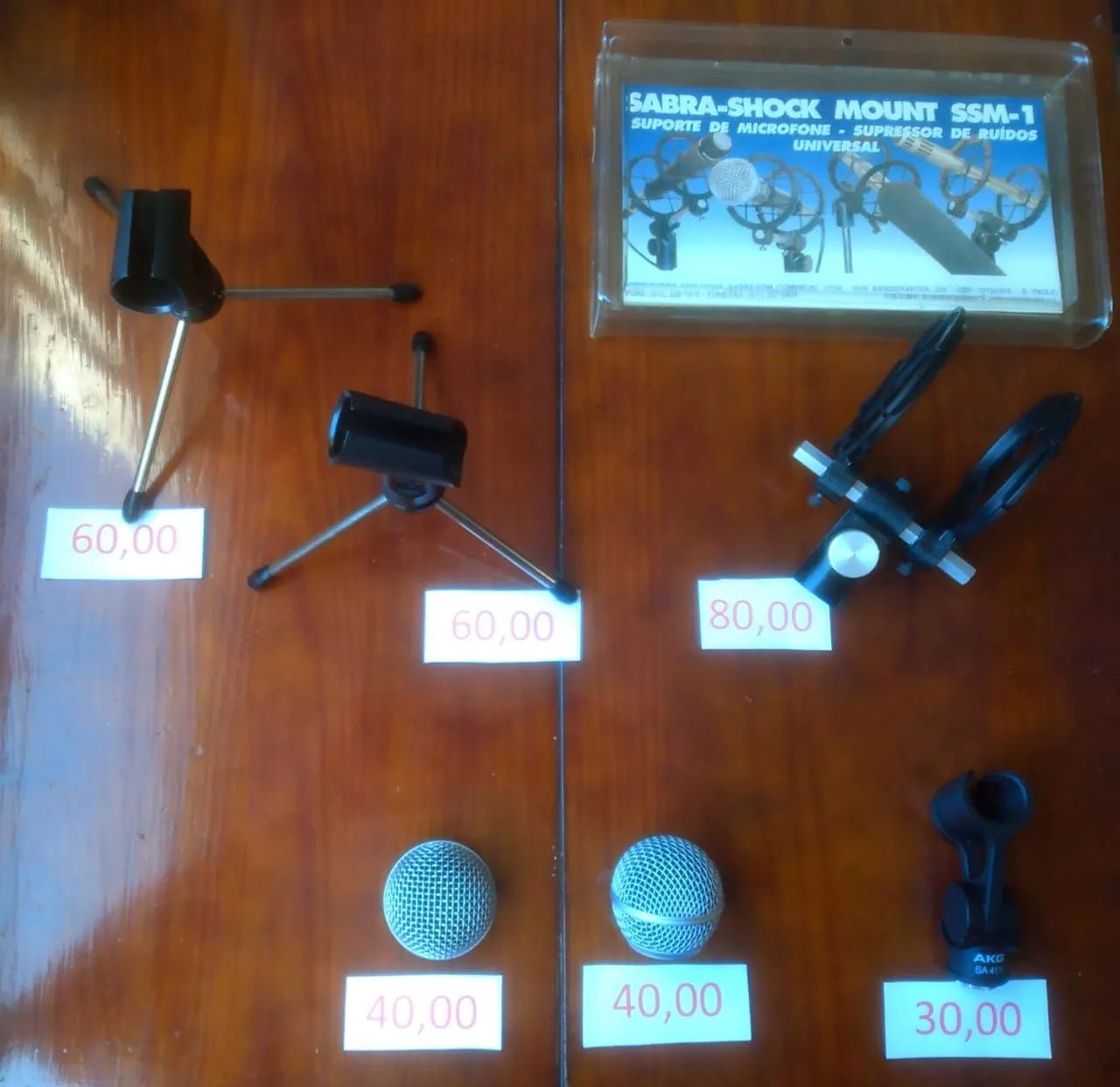 Acessórios para Microfone Shure impecável, muito barato, tudo original!!<br> - Foto 2