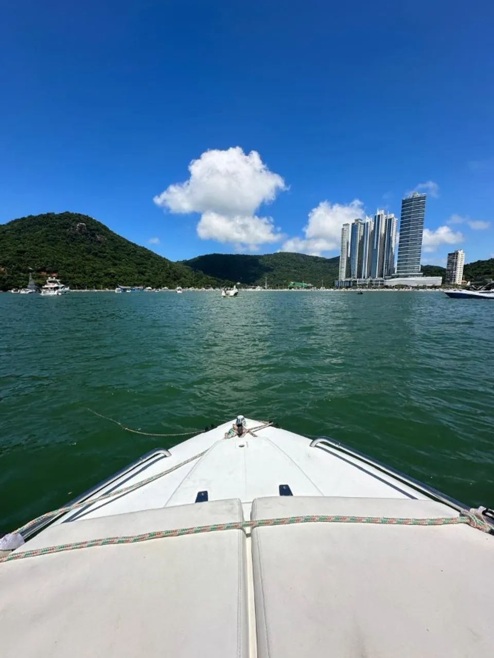 Vendo Lancha 21 pes, motor 150hp 2024, aceito oferta - Foto 5