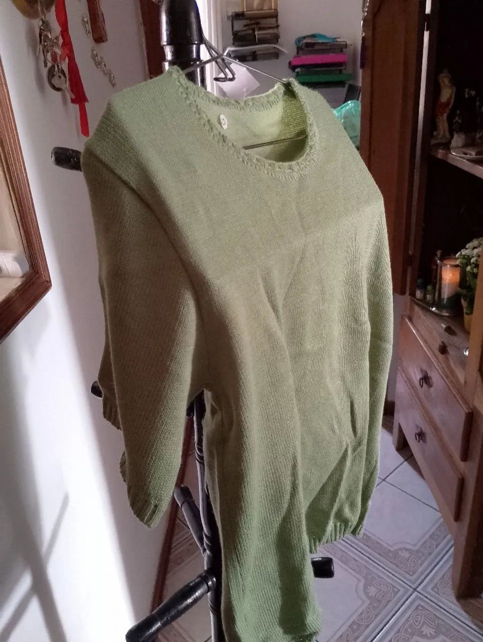Blusa SEM USO É NOVA COM A ETIQUETA  - Foto 2
