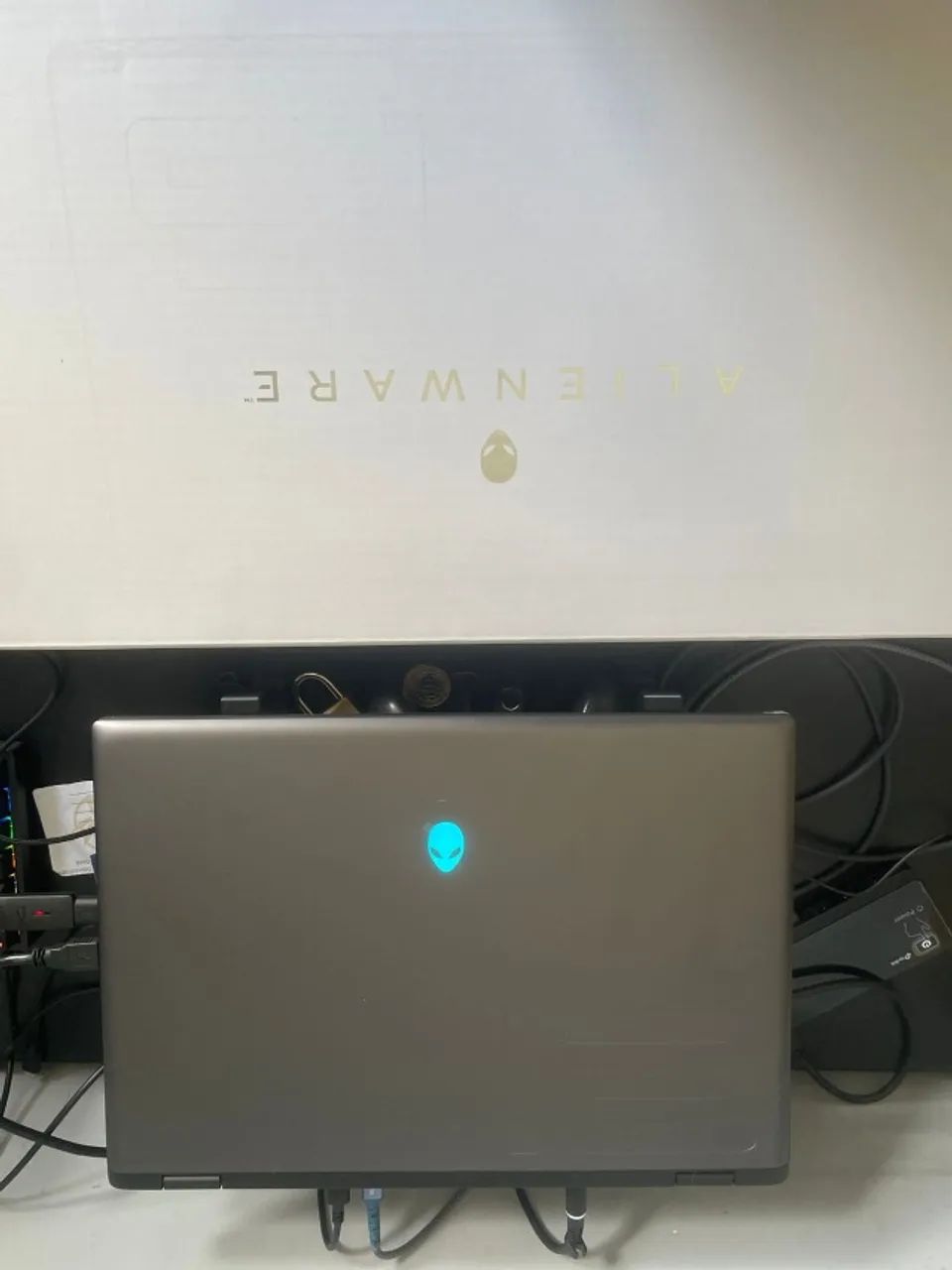 ALIENWARE M16 R2 - 32GB RAM - 2 TB SSD - I9 RTX4070