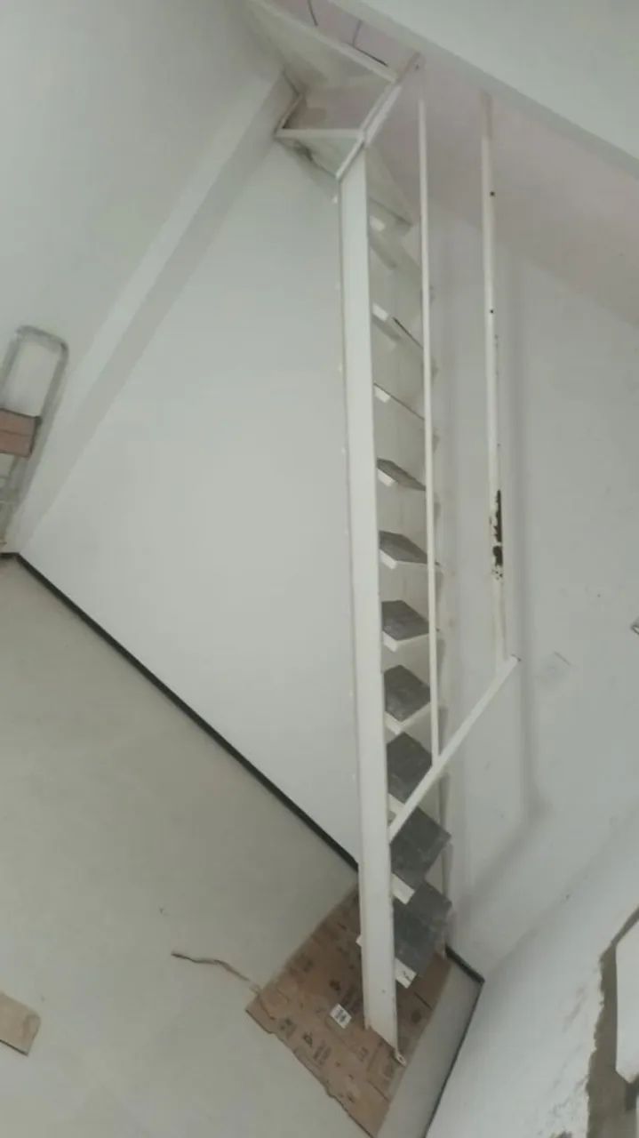 Escada metálica  - Foto 2