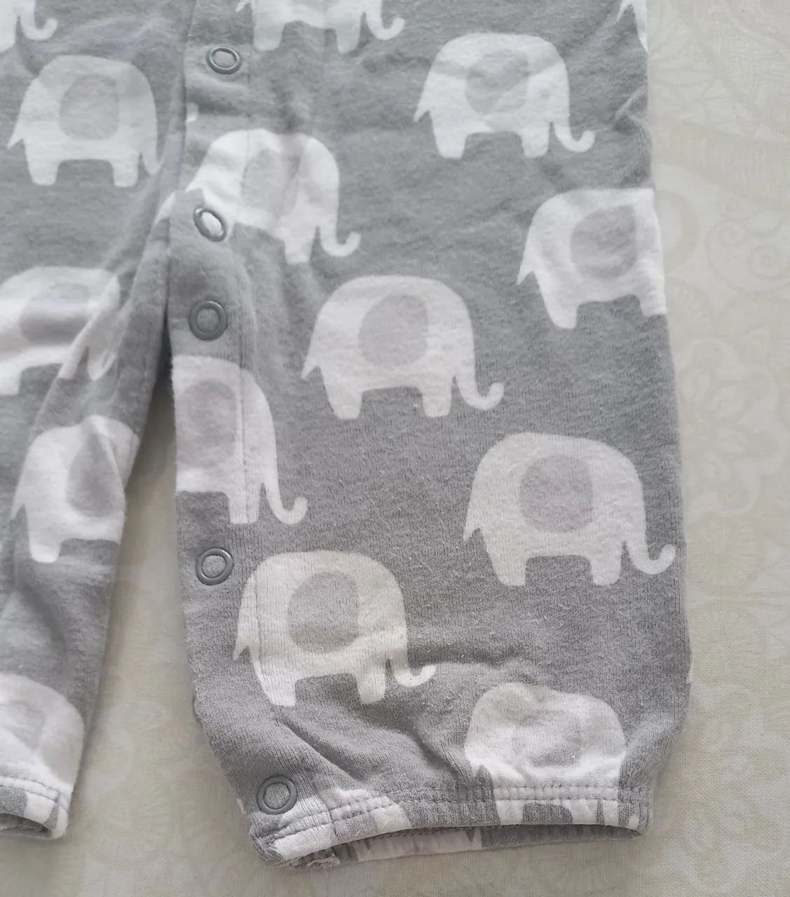 Macacão Bebê Elefante - Cinza - P marca cárter/ S - Foto 3