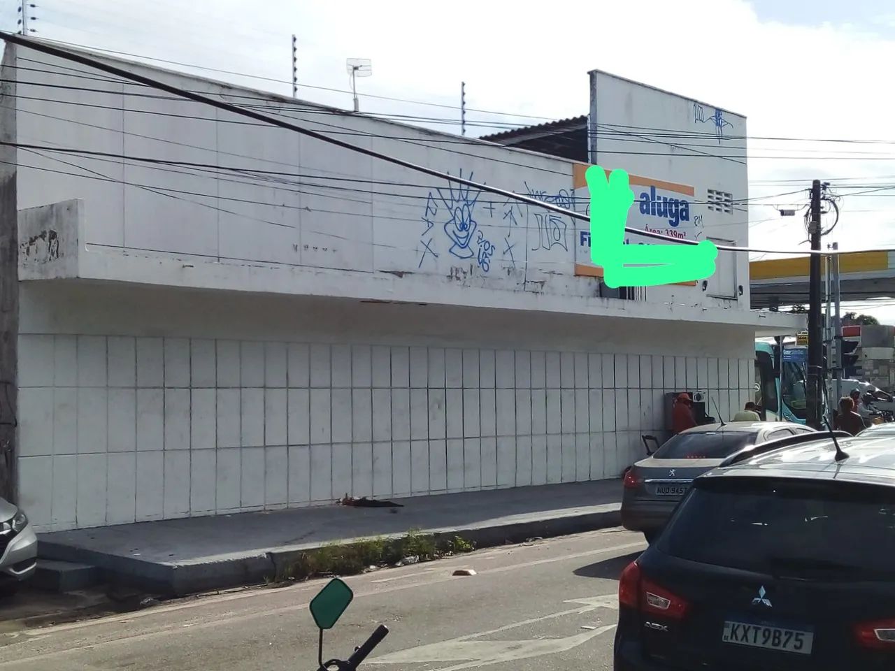 Alugo Excelente Ponto Comercial no Coração do Montese - 339 m² - Foto 2