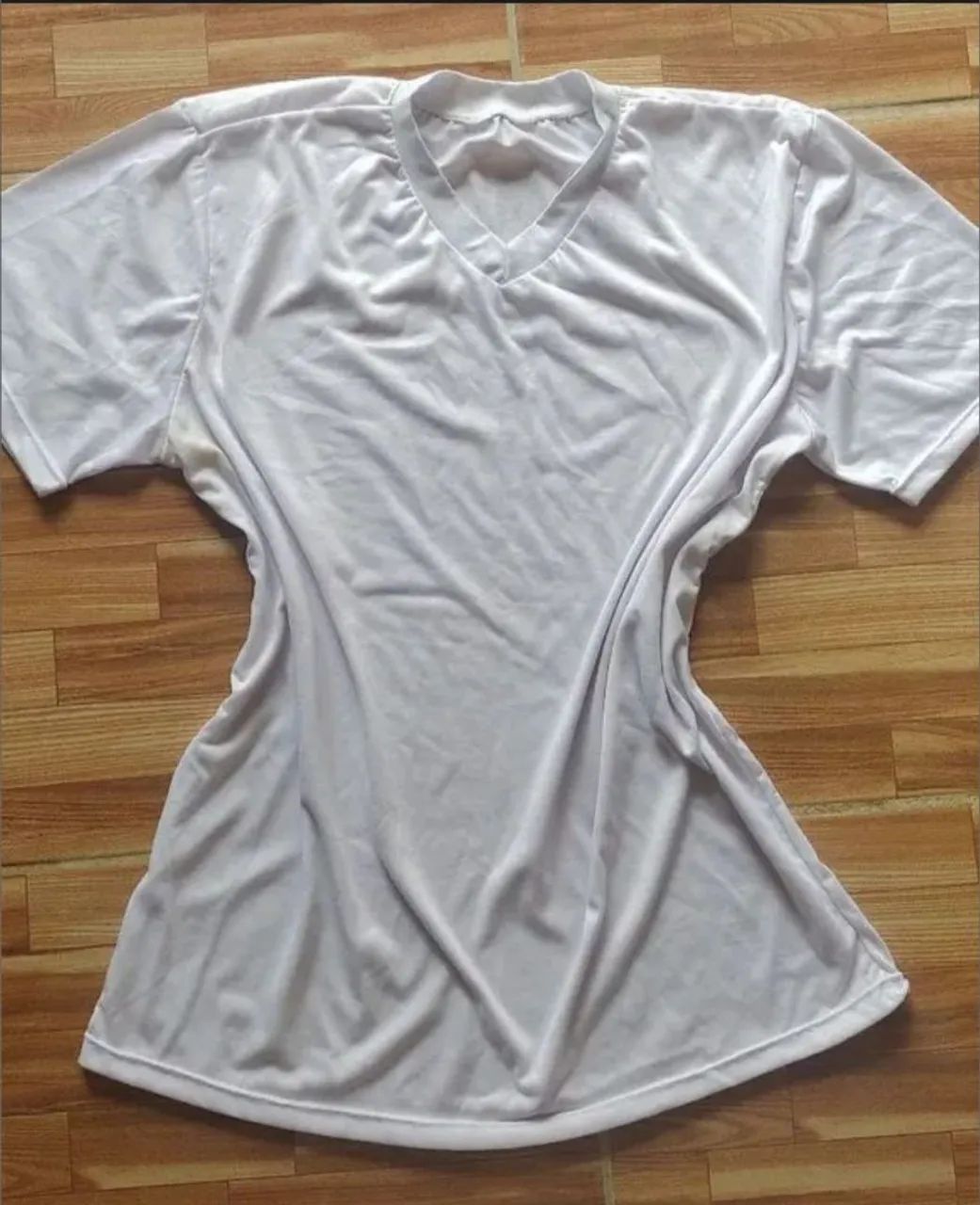 Camisas brancas 