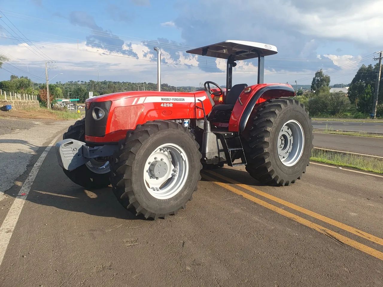 Trator Massey Ferguson 4292 - Foto 4