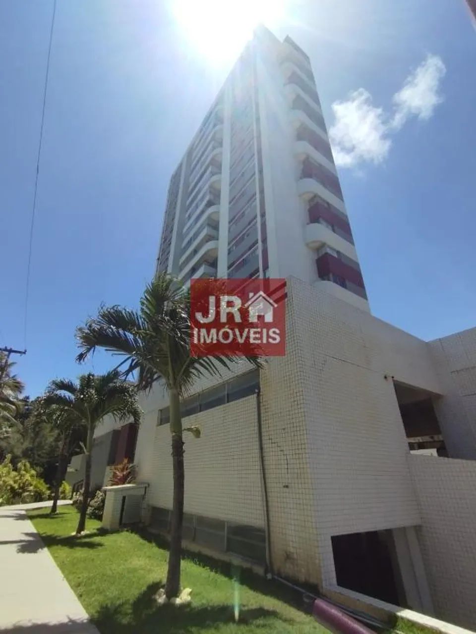 Imóvel para aluguel tem 105 metros quadrados com 3 quartos