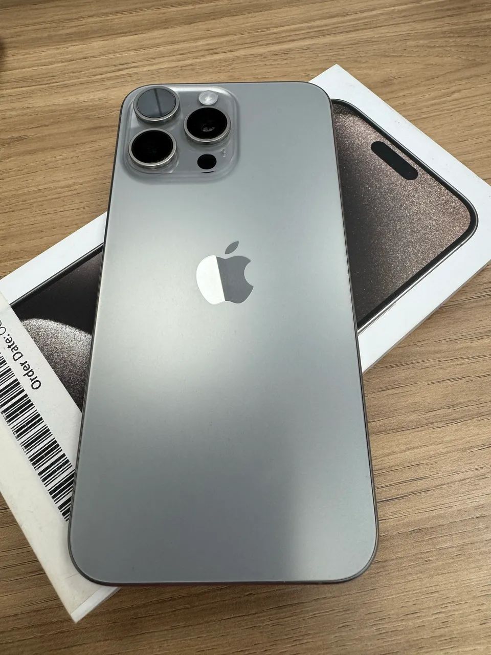 Apple Iphone 15 Pro Max (256 Gb) - Titânio Natural Titanium (Usado