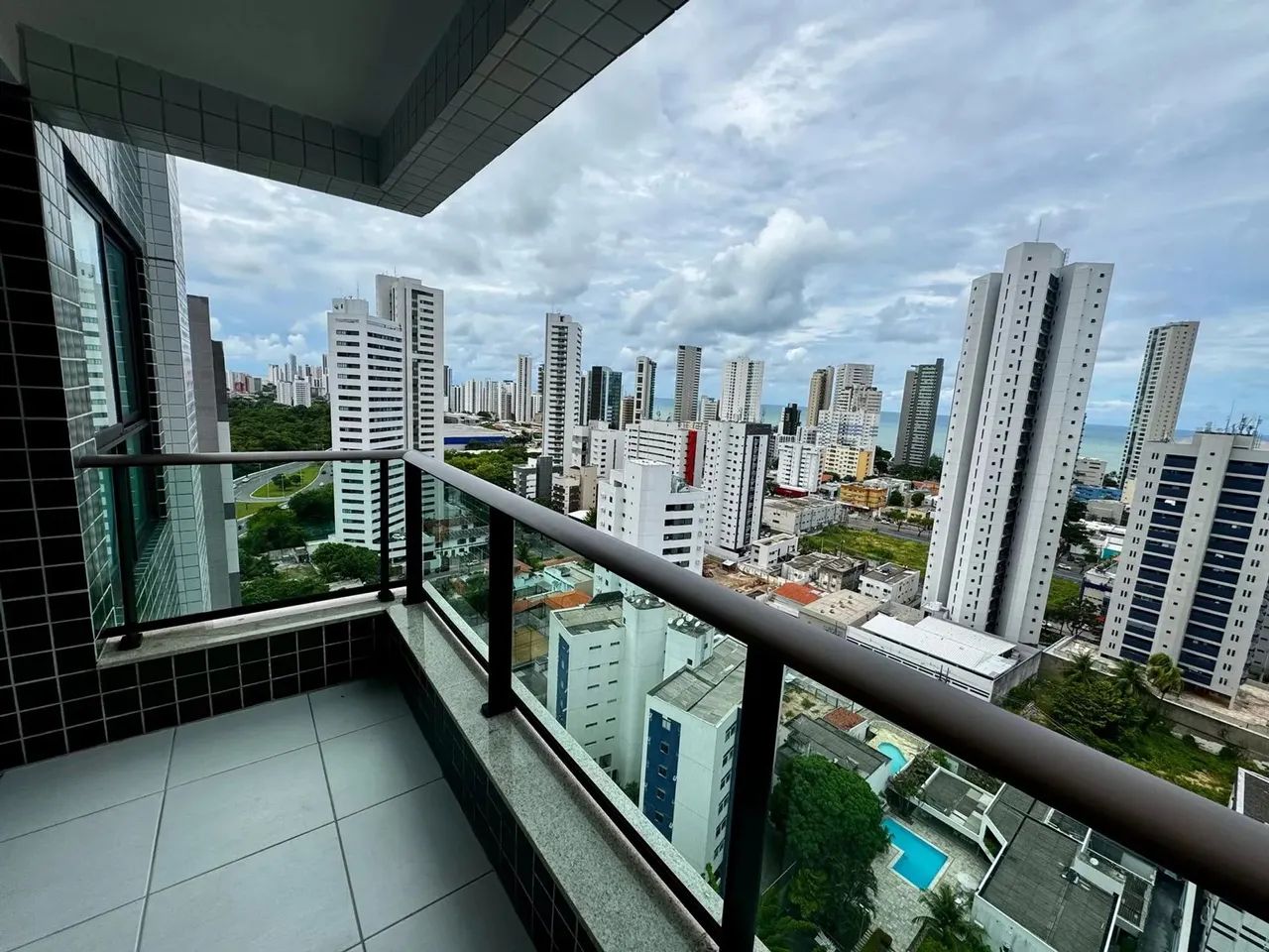 Apartamento para aluguel com 140 metros quadrados com 4 quartos em Boa Viagem - Recife - P - Foto 4