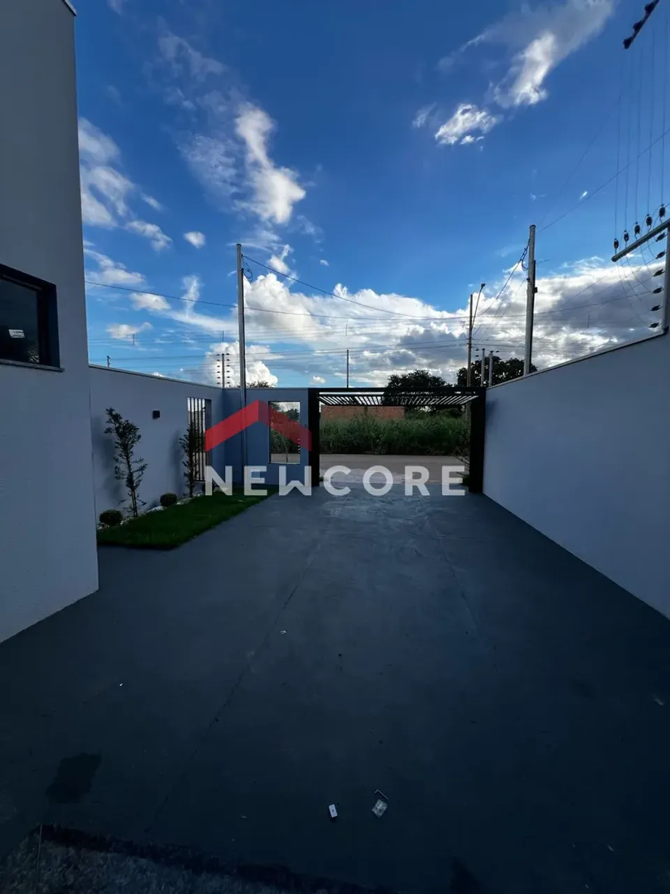 Casa em Rua José Constâncio Alvares - Parque Sagrada Família - Rondonópolis/MT