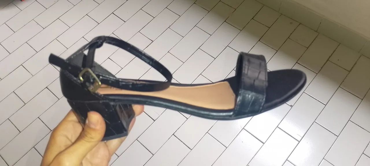 SANDÁLIA SALTO 5 CM - Foto 4