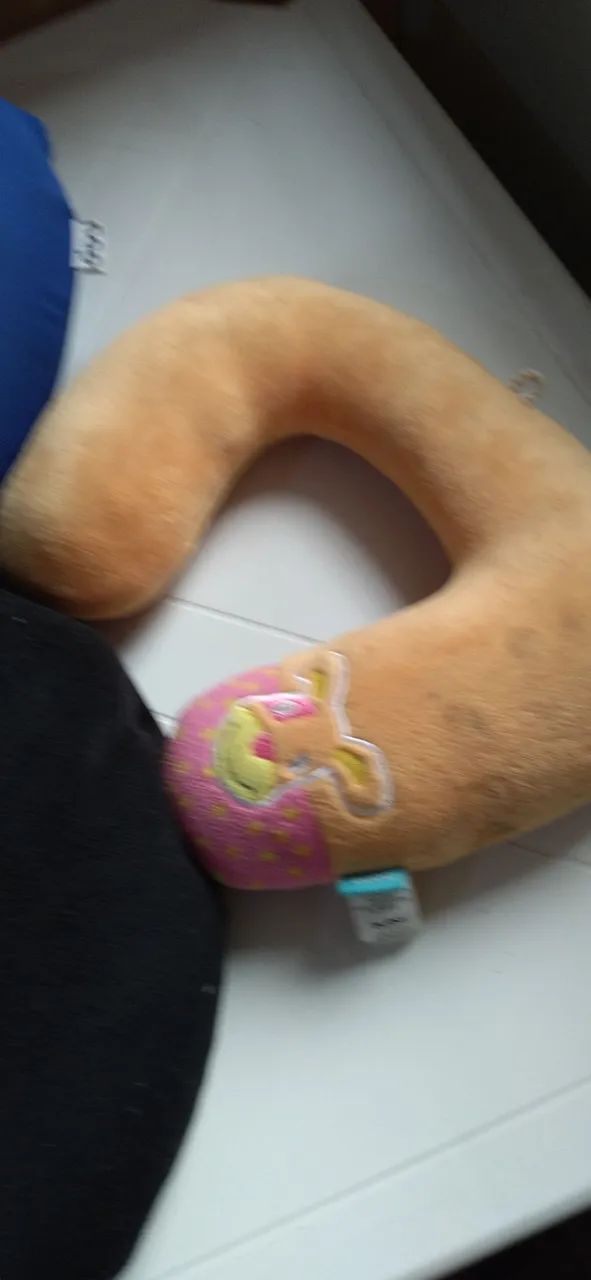 Almofadas pra pescoço.  35 reais  - Foto 3