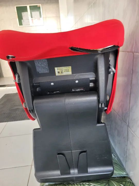Cadeirinha de carro Chicco para crianças de 9kg a 18kg - Foto 5