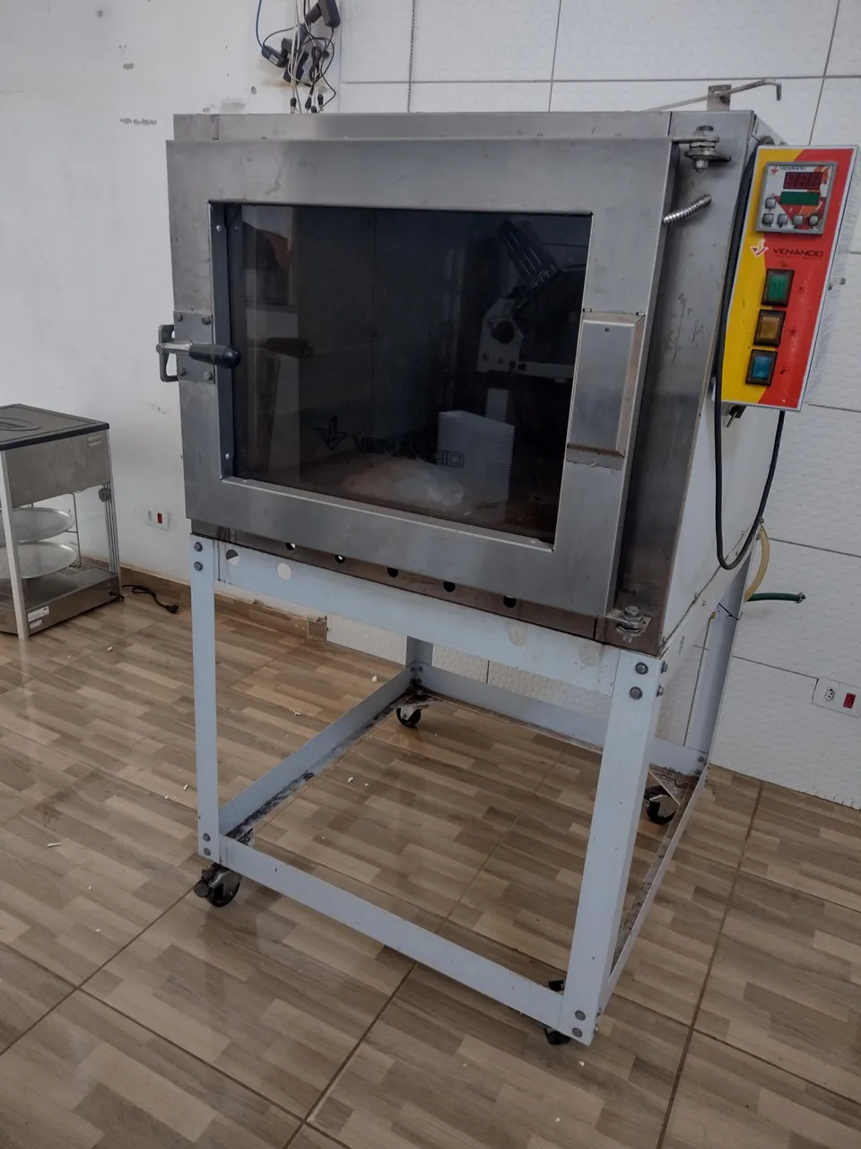 Forno Industrial Venâncio com Visor e moedor de pão