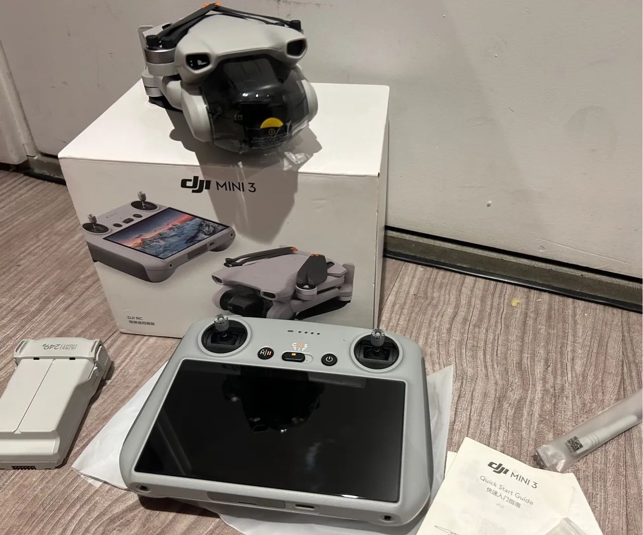 Drone DJI Mini 3 com controle RC tela de 6.7 polegadas nota e garantia - Foto 2