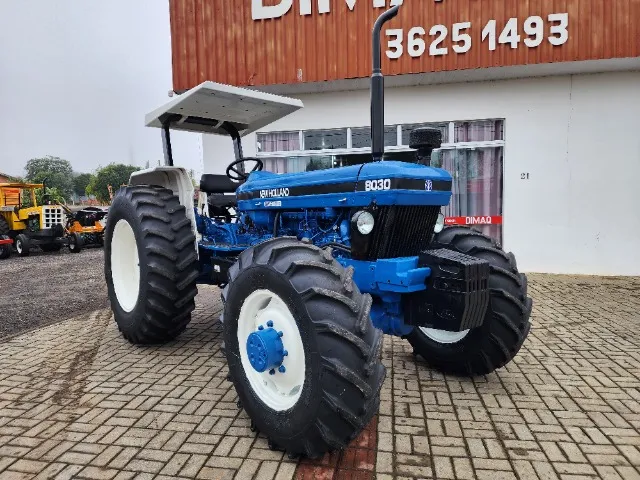 Trator Agrícola New Holland 8030 4x4, Ano 2000