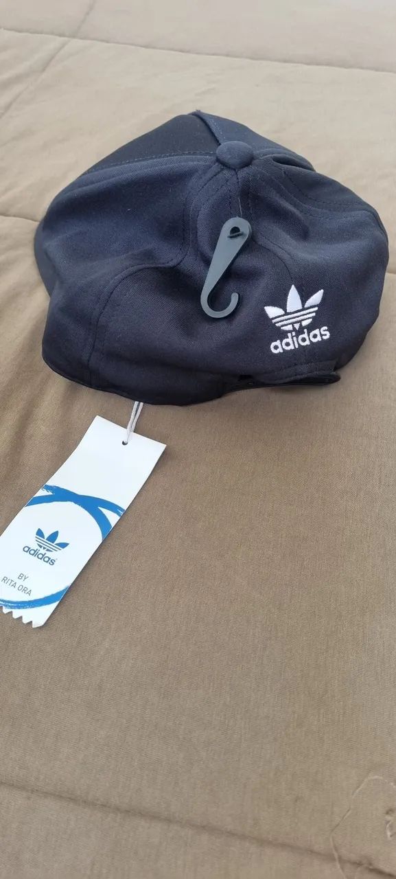 boné aba reta com estampa de bulldog da collab adidas com a cantora rita ora. - Foto 2