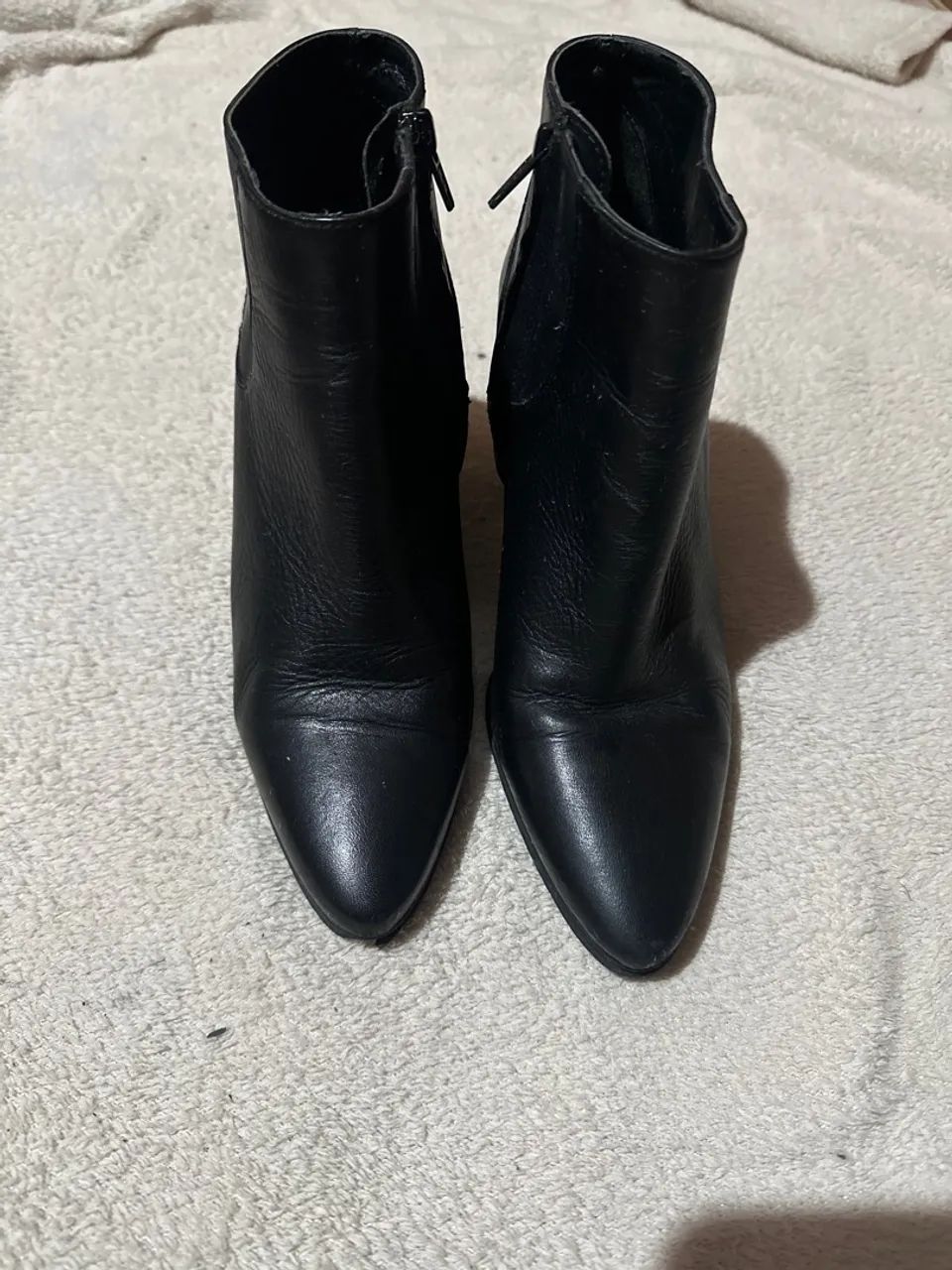 Botas de couro pretas