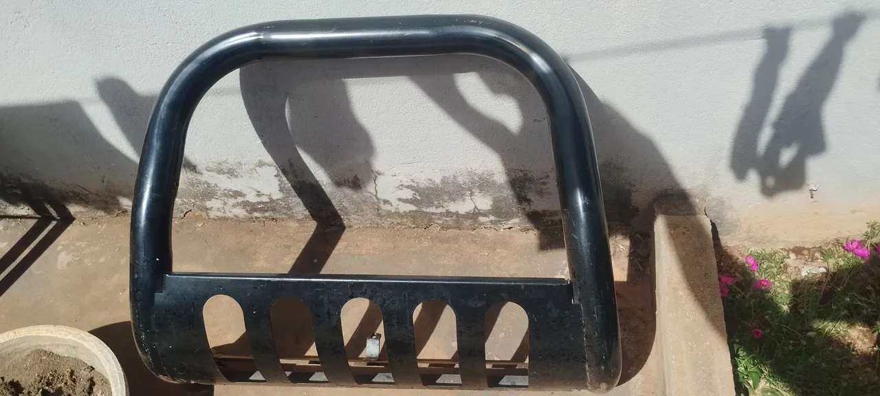 Grade de proteção dianteira para carro