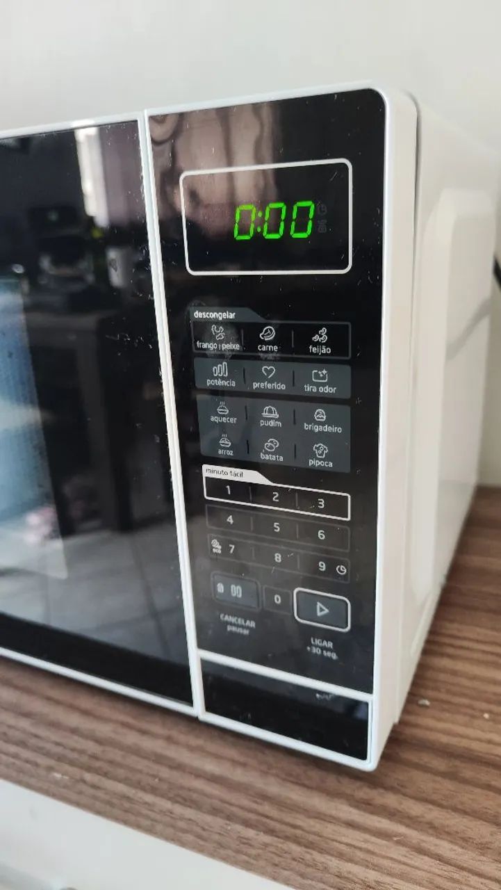 Microondas Midea 20L  - Foto 4
