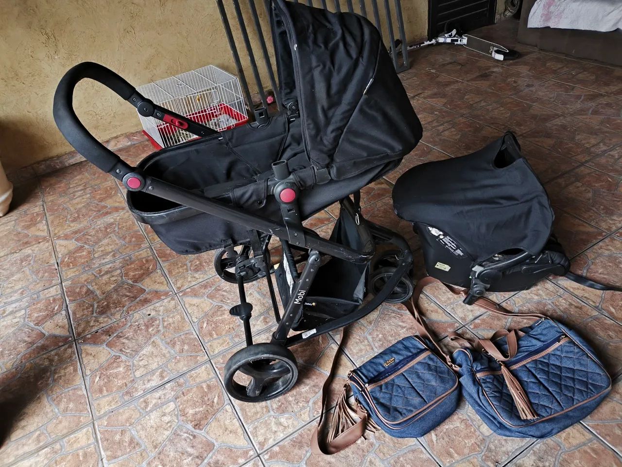 Carrinho de bebê SAFETY 1ST