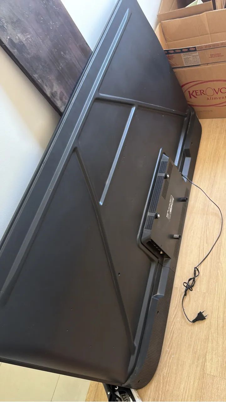 Tv TCL Smart com defeito ( tela trincada) - Foto 2