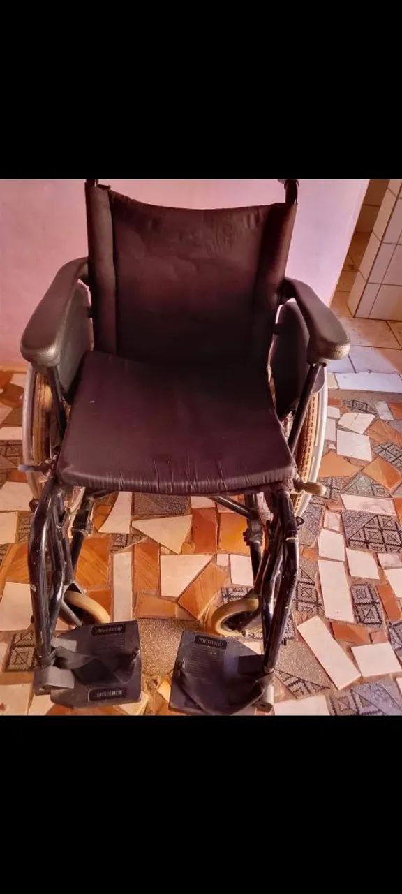 Cadeira de rodas  - Foto 4