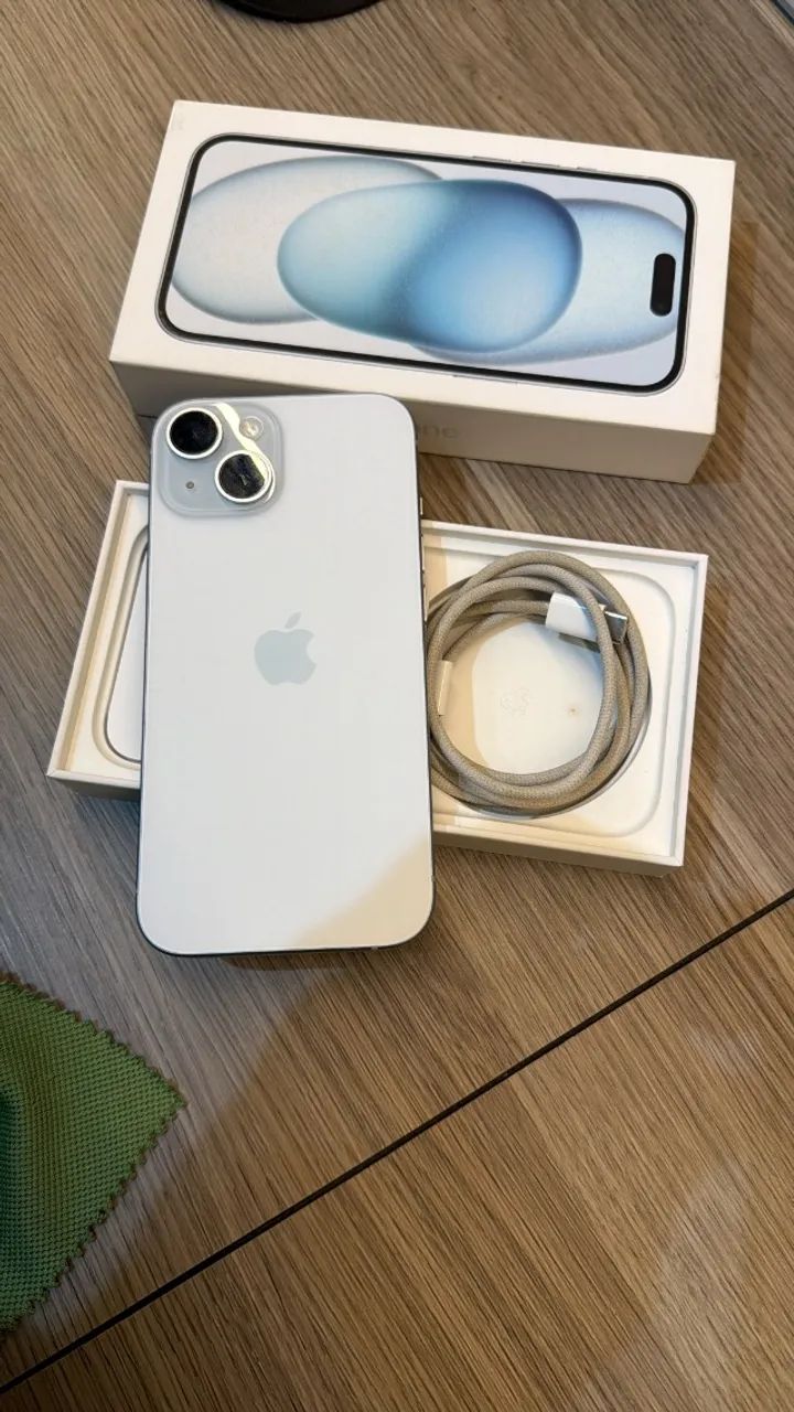 Iphone 15 128gb por 2800 ou Iphone 14 128gb por 2600,00 Todos extremamente novos s/ riscos - Foto 3