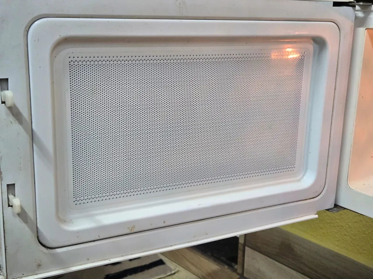 Microondaa brastemp 32L - Foto 3