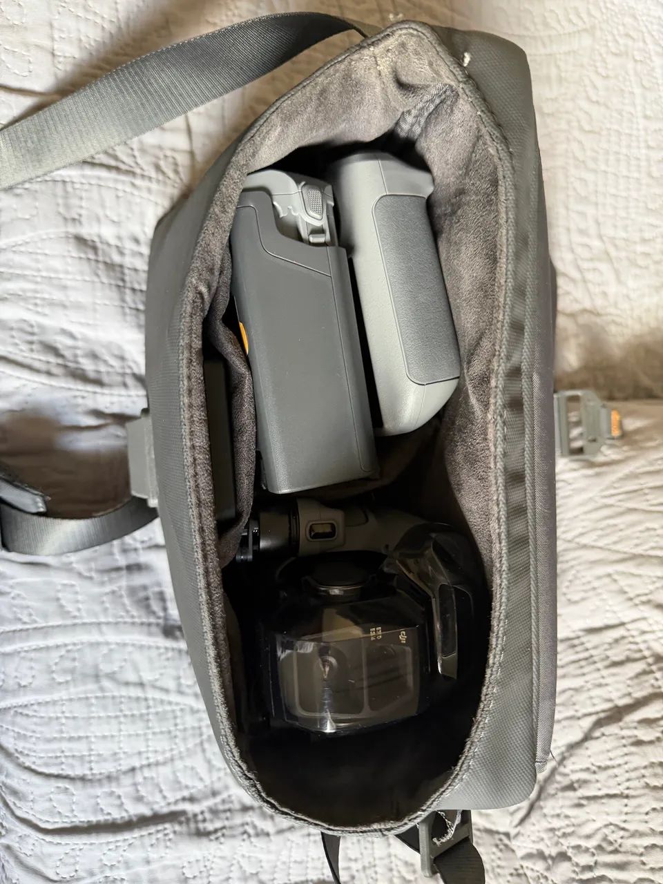 DJI air 3S combo