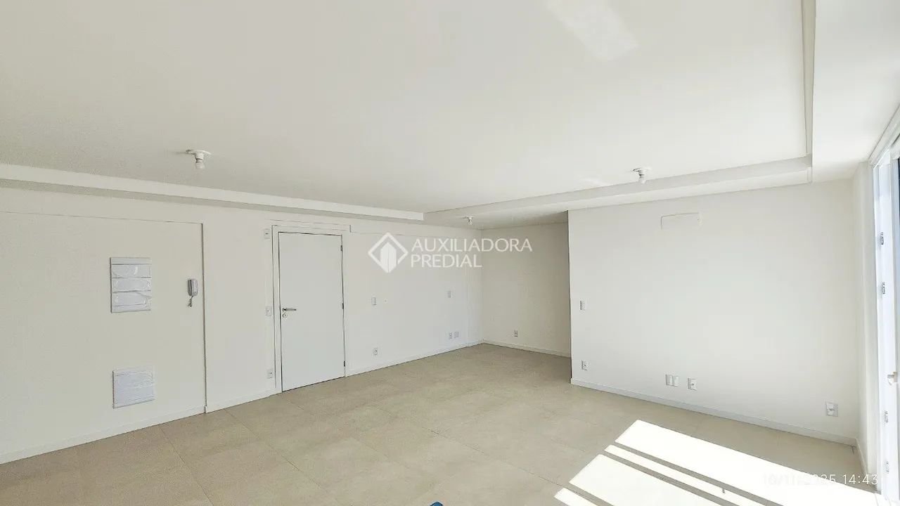 Apartamento Studio à venda no Centro, 58m² com 1 dormitório/quartos disponíveis.