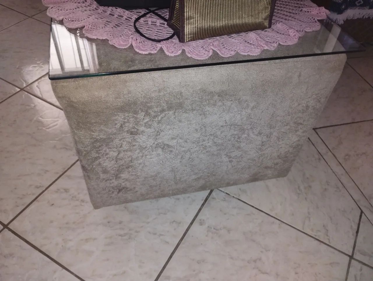 Sofá de canto com puf com vidro  - Foto 3