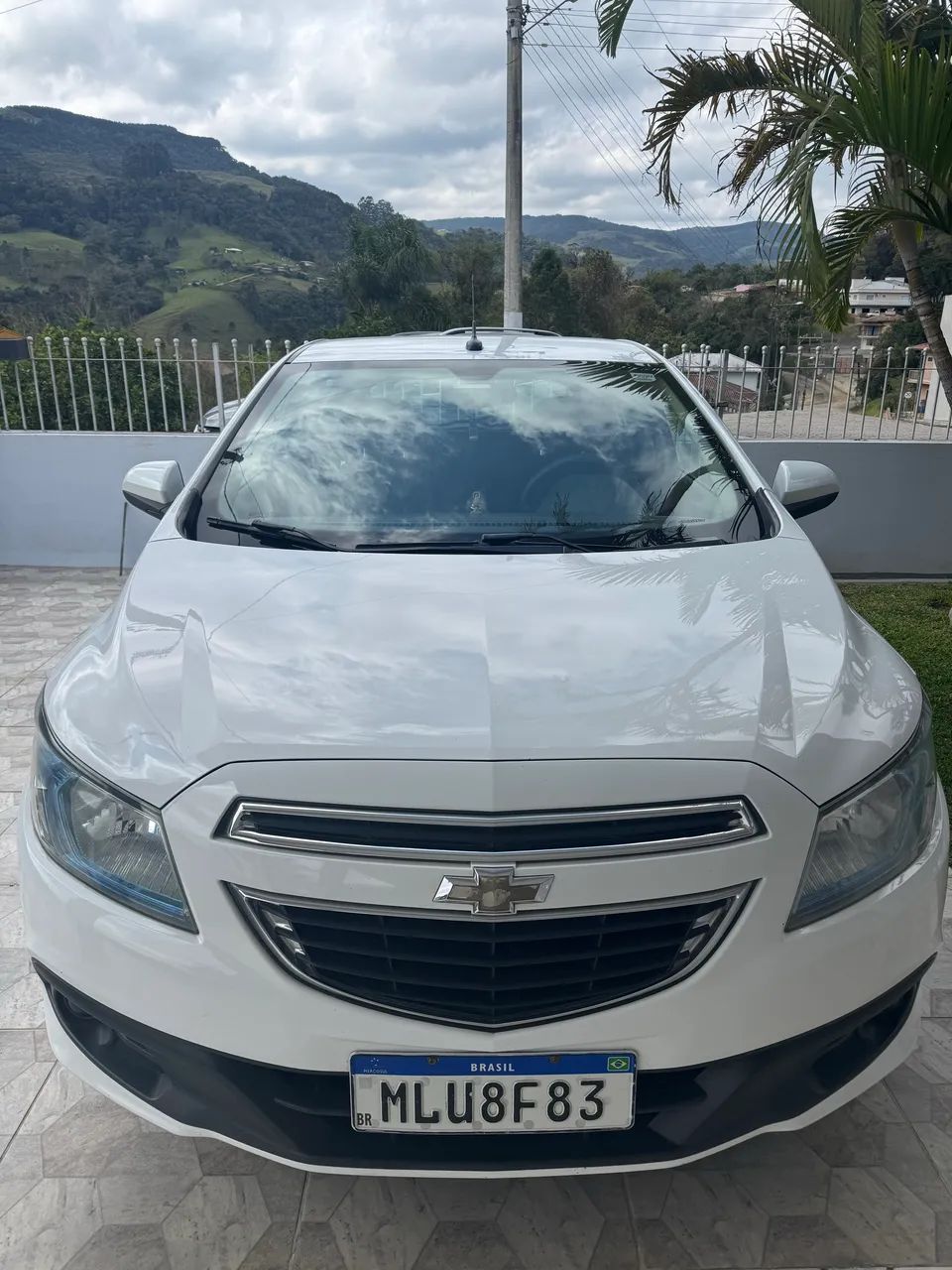 Chevrolet Onix Hatch LT 1.4 8V Flex Power Mec. 4P 2014 - Foto 4