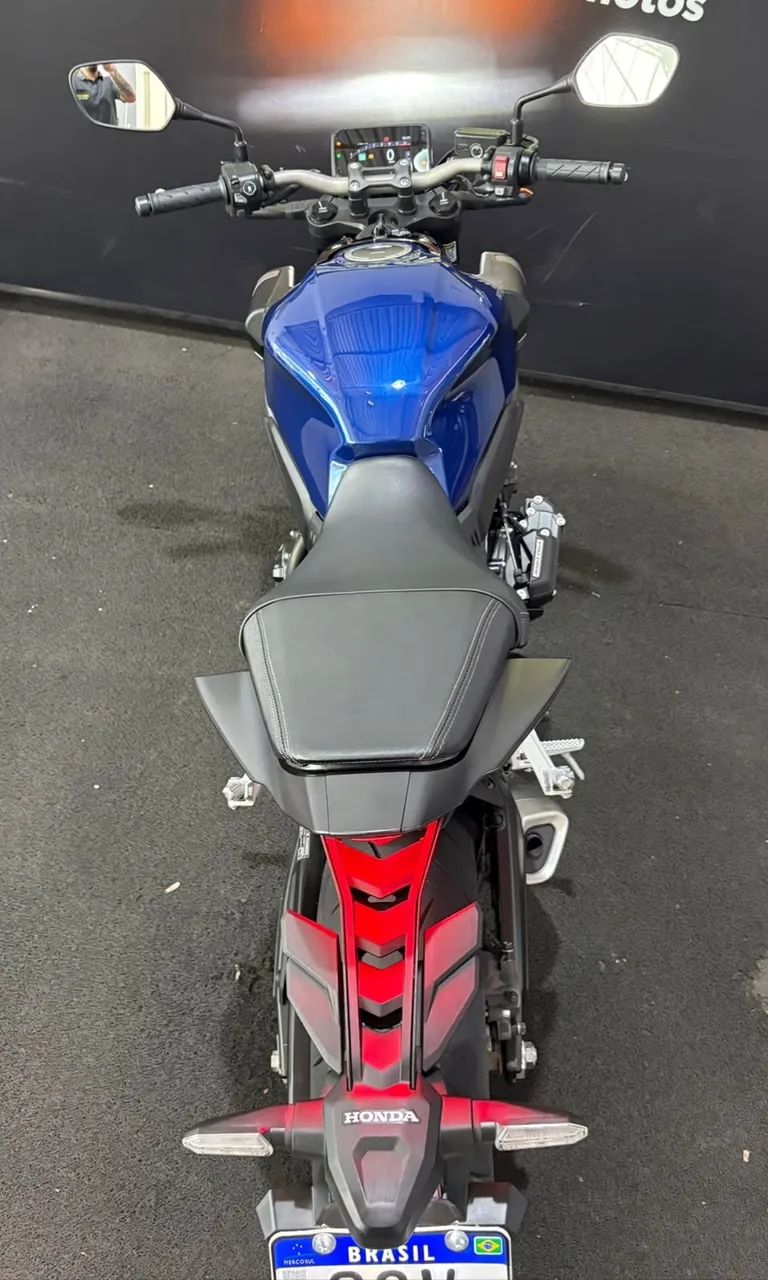 CB 650R E-Clutch - Foto 5