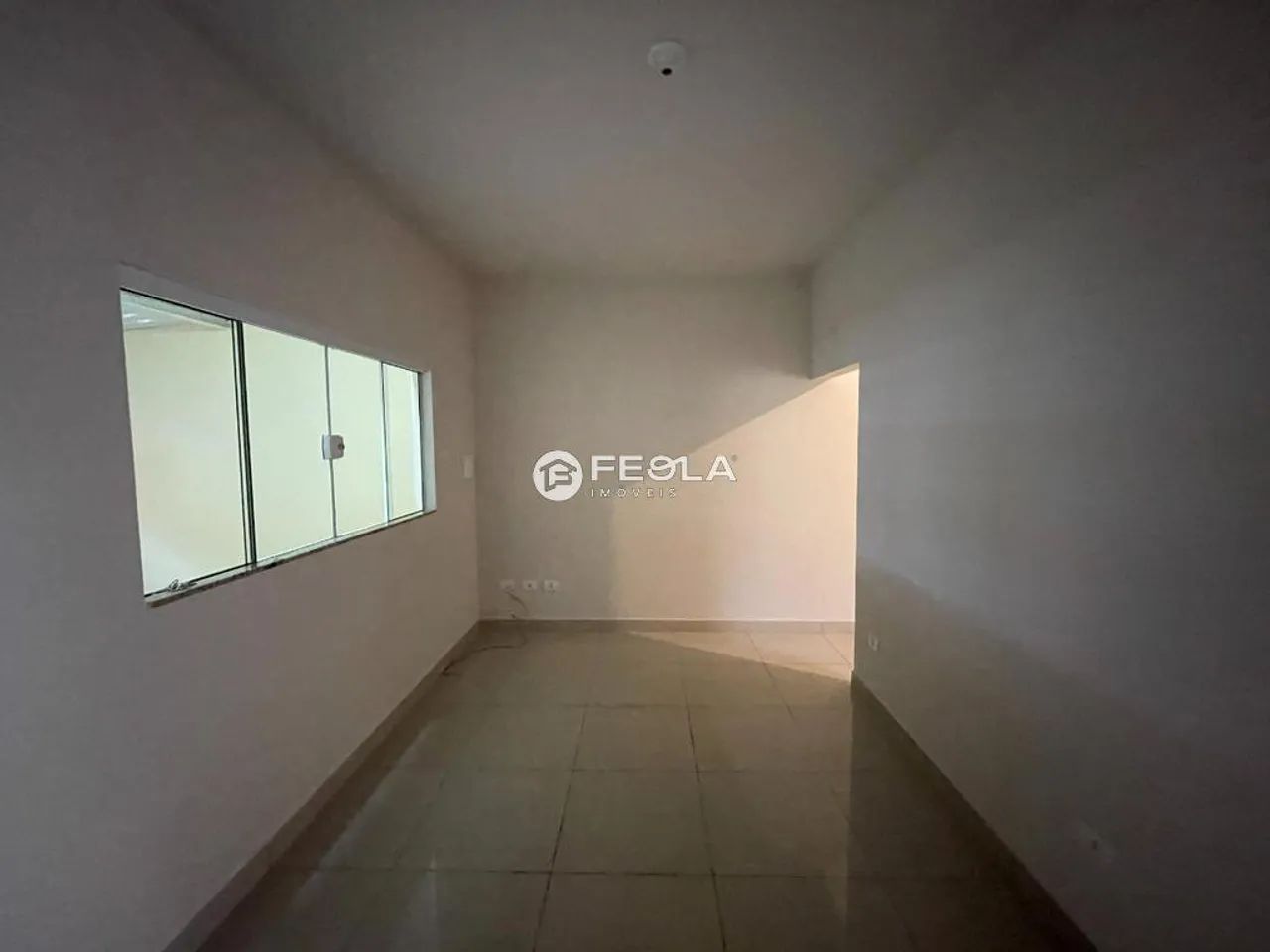 Casa para alugar em Santa Bárbara D'Oeste, Parque Planalto, com 3 quartos, com 90 m² - Foto 4