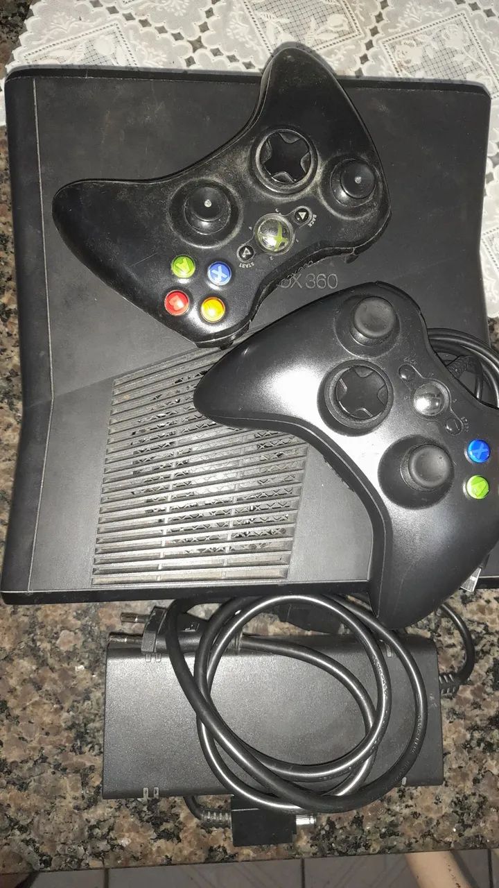 Vende-se Xbox 360 Slim - Foto 4