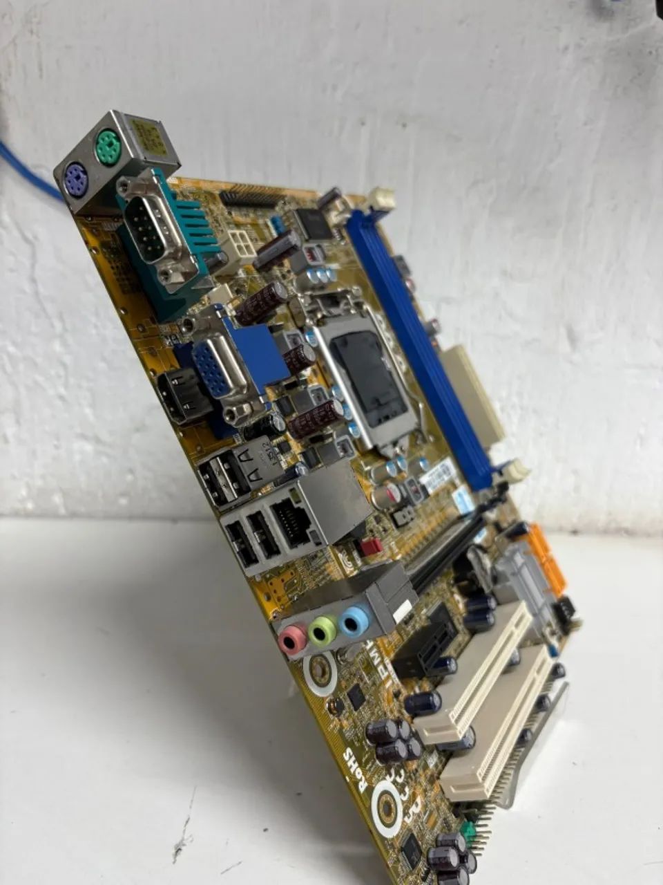 Placa Mãe IPMH61R2 | LGA 1155 | DDR3 | Micro ATX | Usada e Testada - Foto 2