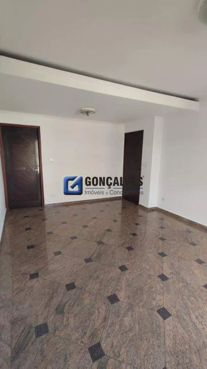 Sobrado com 188m² / 3 vagas / Santo André