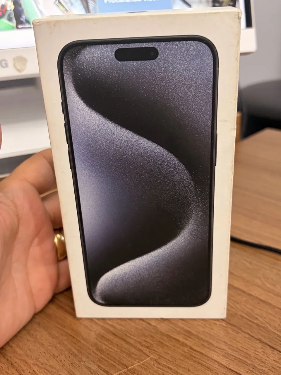 Caixa vazia iPhone 15 pro max 