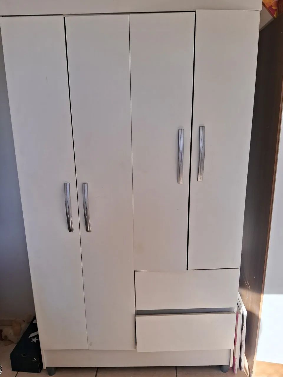 Vende-se guarda roupa de solteiro!