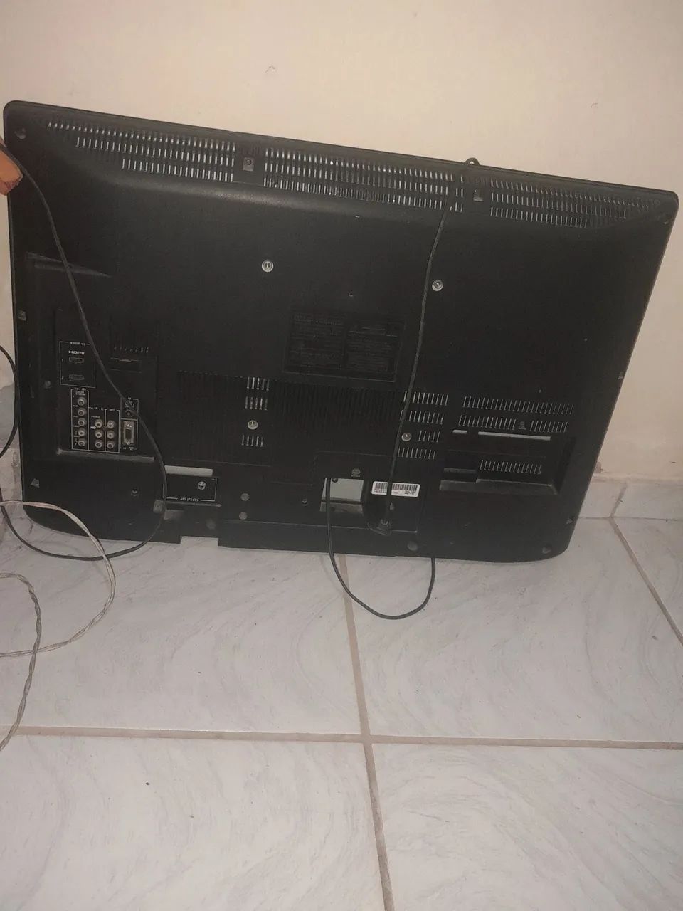 Vendo uma tv Semp Toshiba 32 polegadas não é Smart - Foto 3