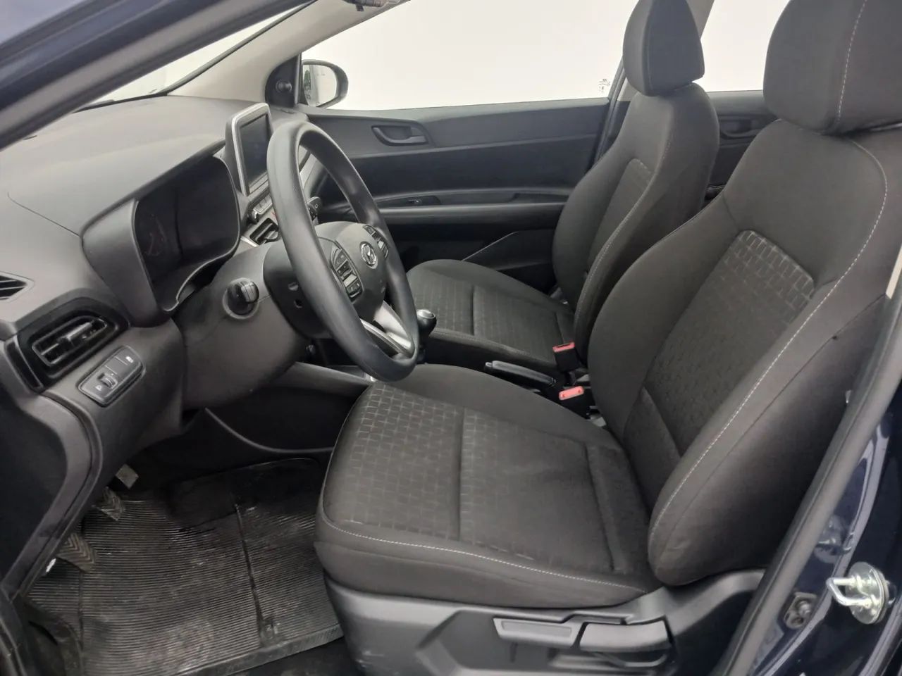 Hyundai HB20 Comfort 1.0 Flex 12V Mec., foto 16 de 18