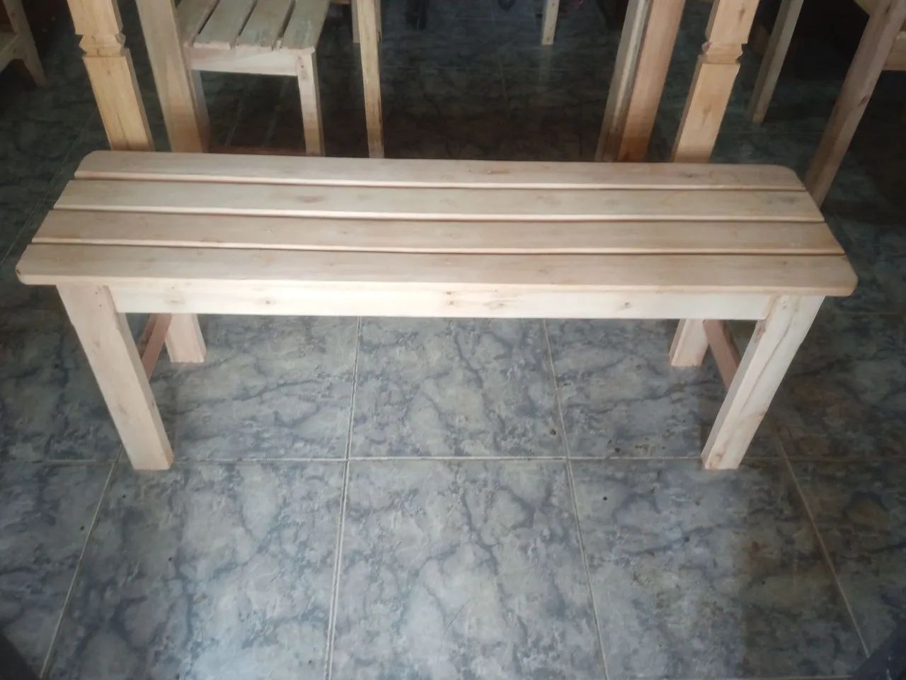 Banco sem encosto 