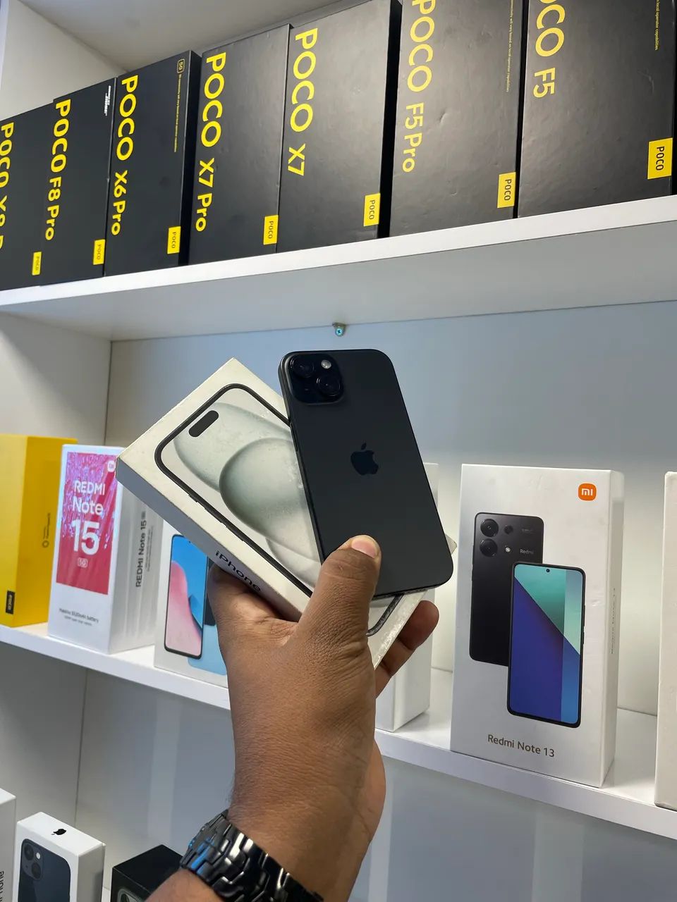 IPHONE 15 