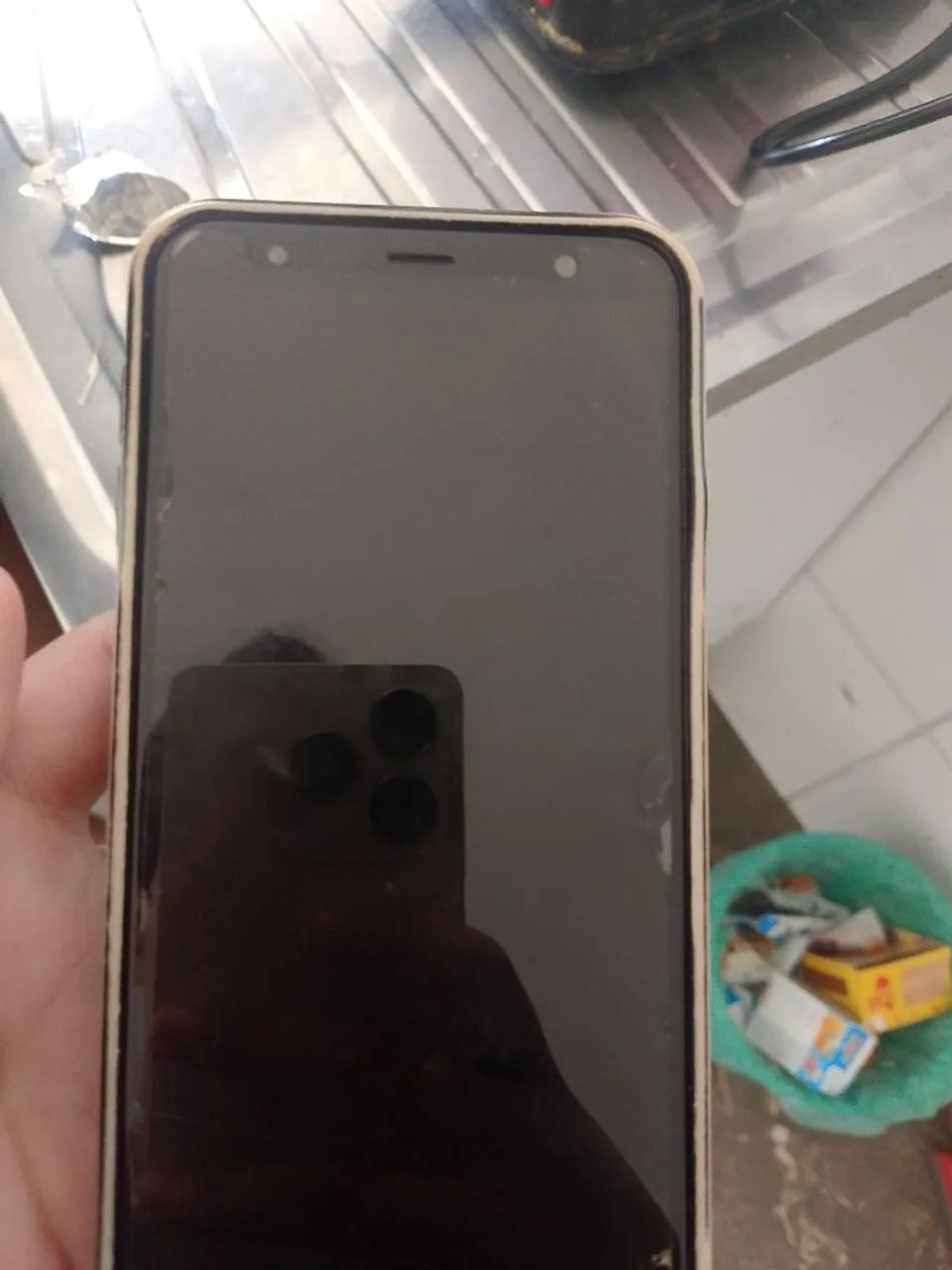 Celular semi-novo j4 - Foto 3