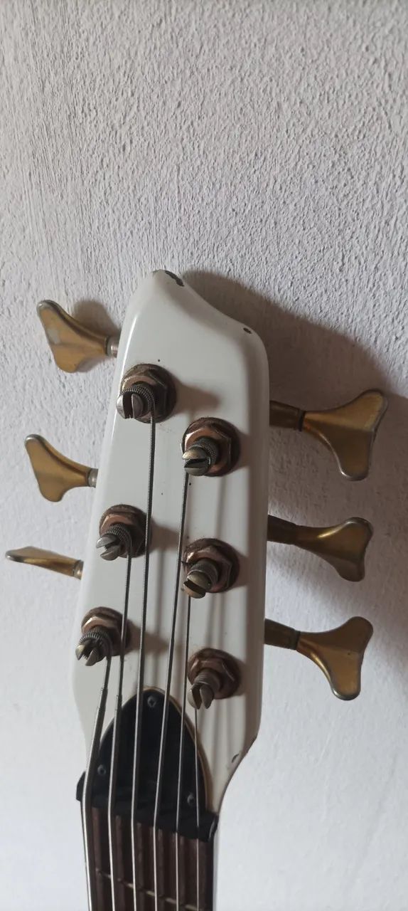 Baixo Stringberg 6 cordas White - Foto 4