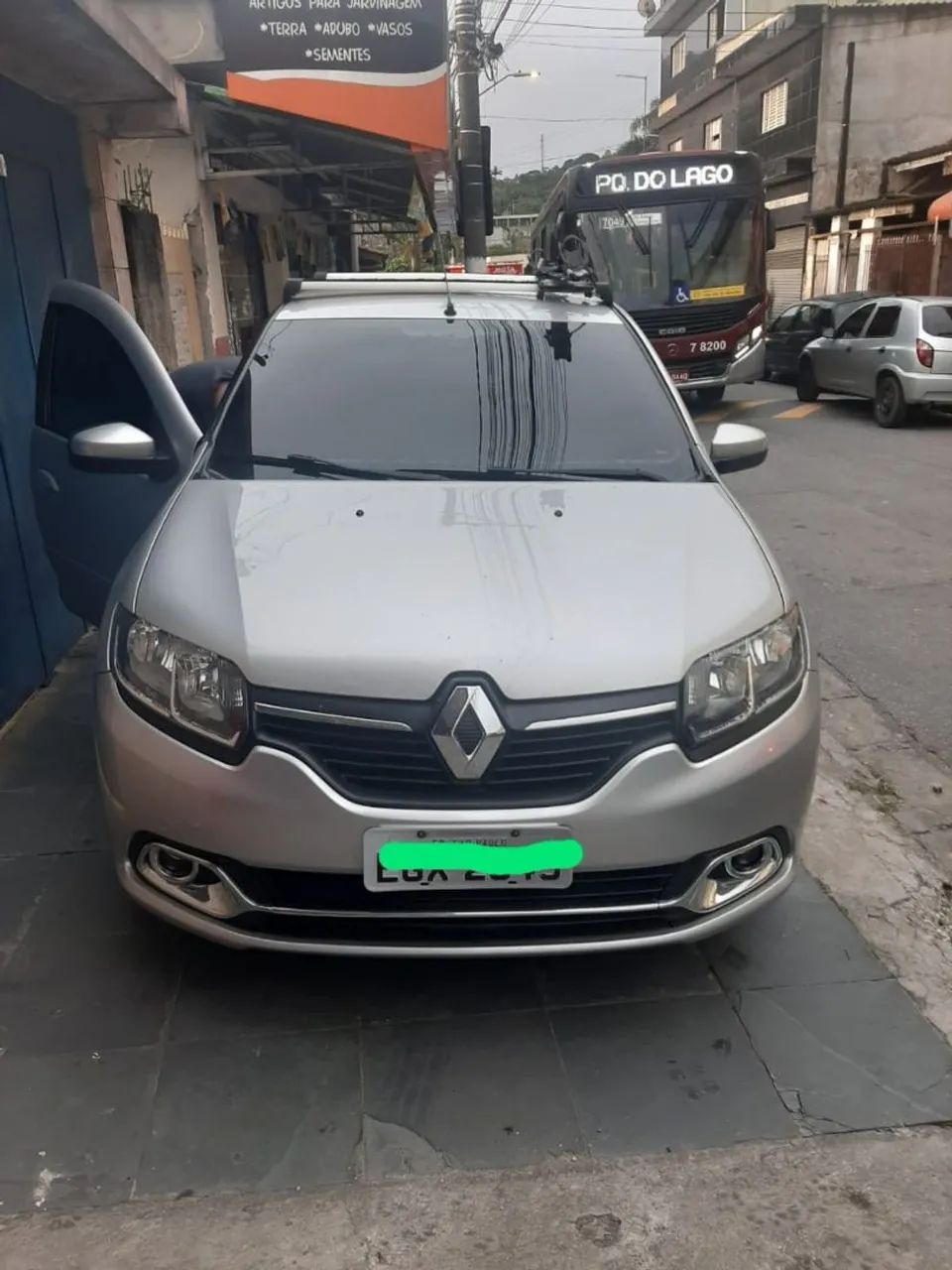 Renault Logan Expression Flex 1.0 12V 4P 2019 - Foto 3