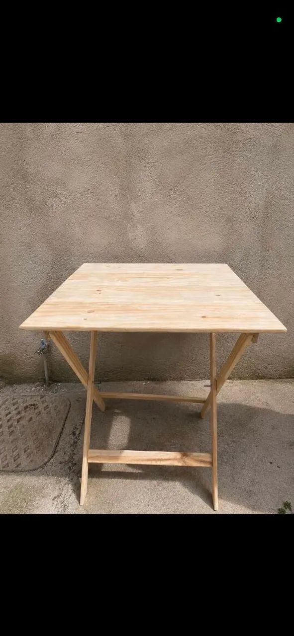 Mesa dobr ável  de madeira. - Foto 2