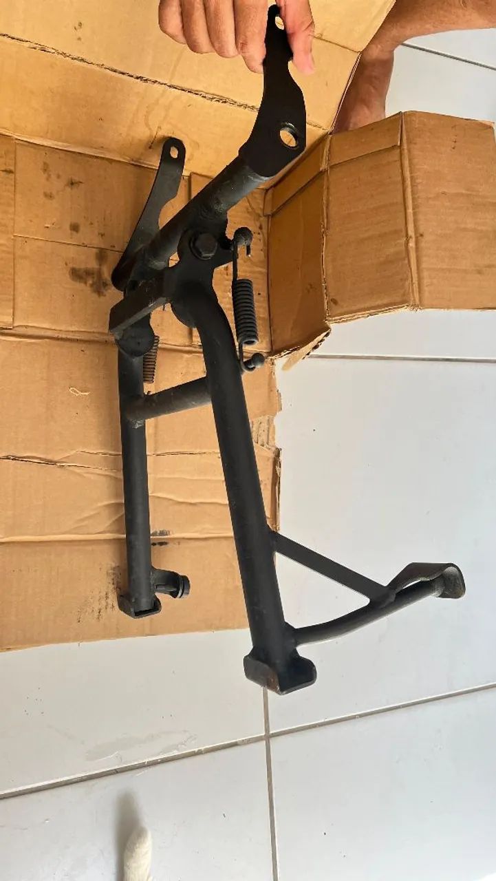 Cavalete central XRE 300 - Chapam  - Foto 2